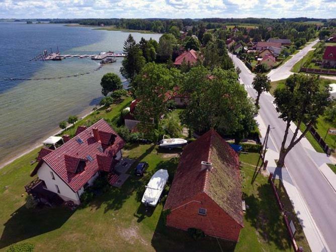 Apartamenty Nad Jeziorem ,,Odpocznij" Ридзево Екстер'єр фото